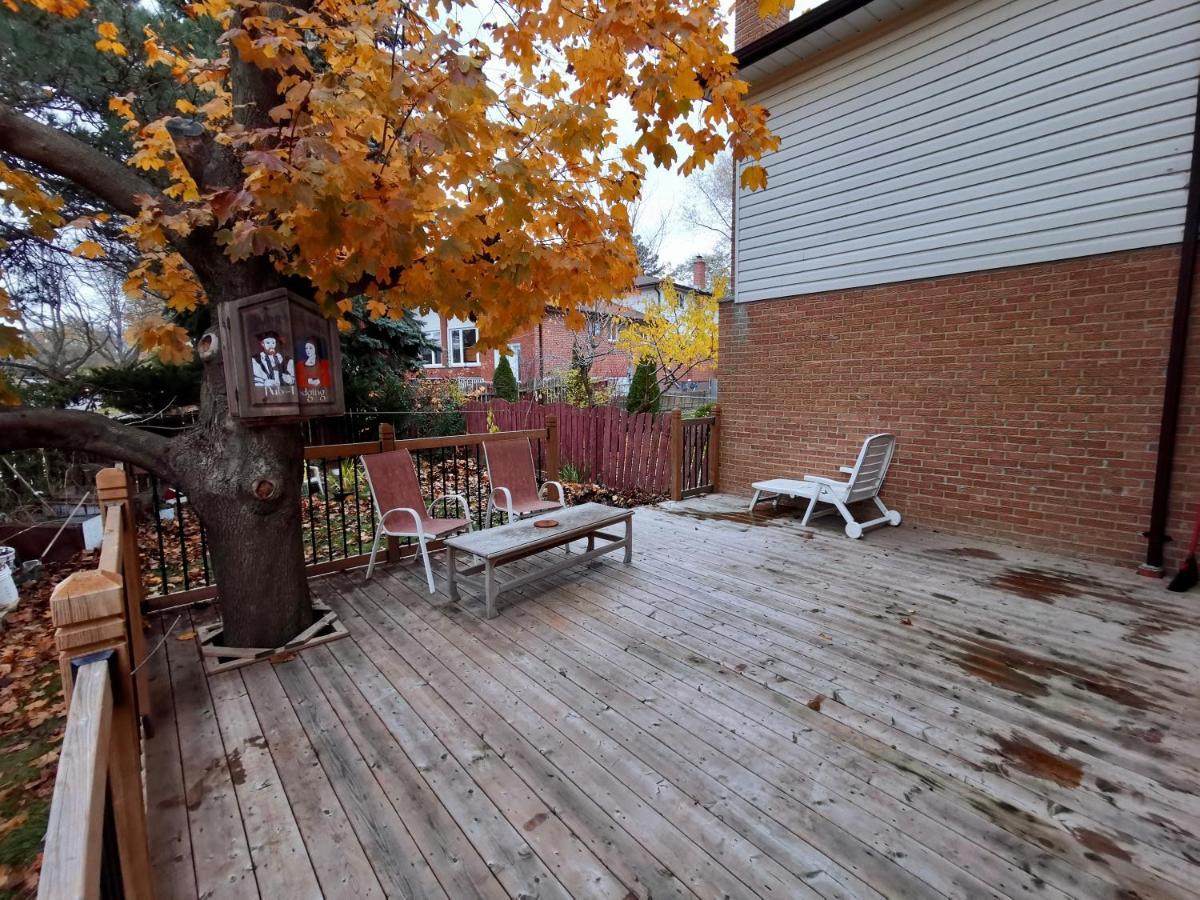 Private Rooms In House In North York Shared Kitchen Toronto Exterior foto